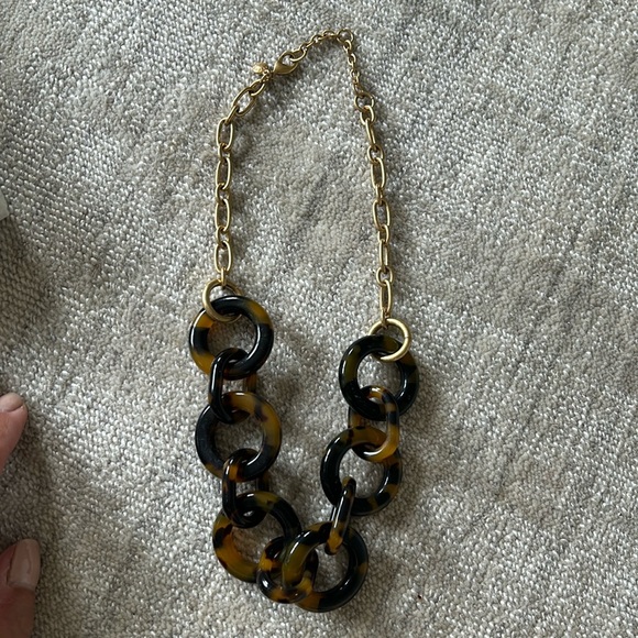 J Crew Tortoise Necklace - Picture 1 of 3